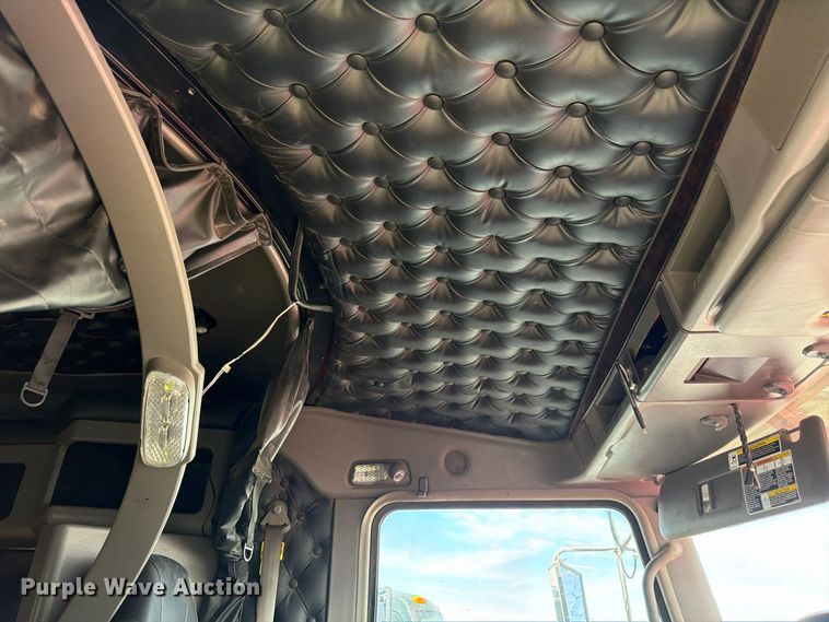 image for item YA5029 2023 Kenworth W900 semi truck