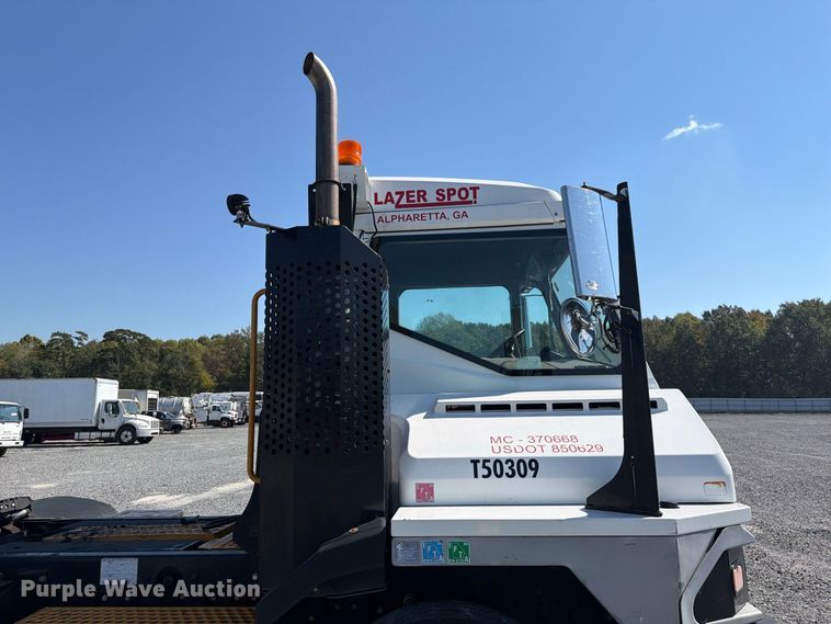 image for item YA5034 2019 Kalmar Ottawa  yard truck
