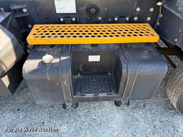 image for item YA5034 2019 Kalmar Ottawa  yard truck
