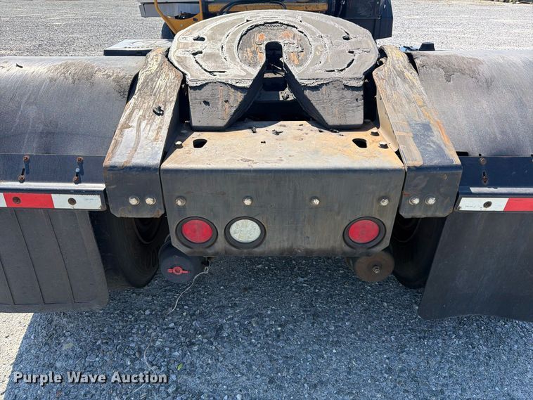 image for item YA5034 2019 Kalmar Ottawa  yard truck