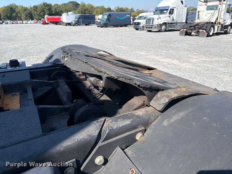 image for item YA5034 2019 Kalmar Ottawa  yard truck