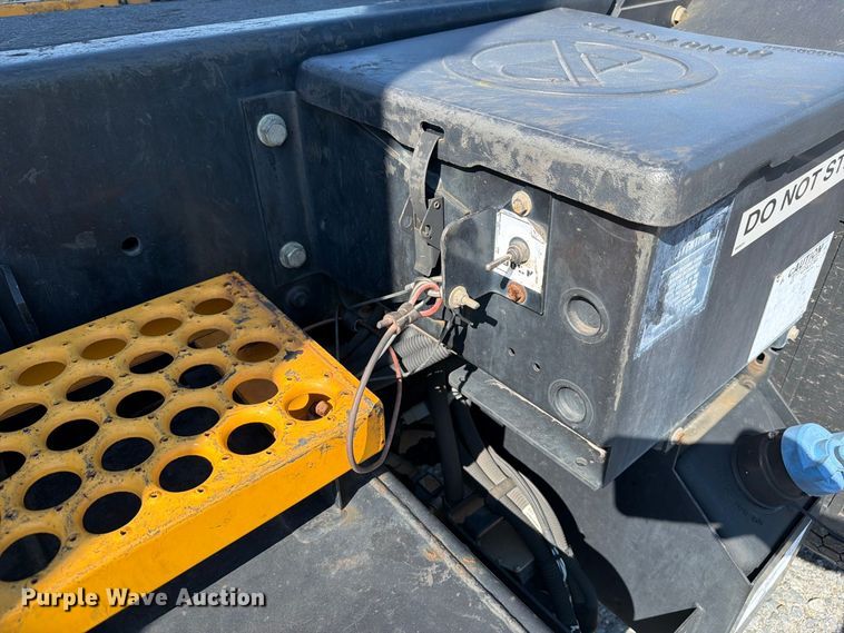 image for item YA5034 2019 Kalmar Ottawa  yard truck