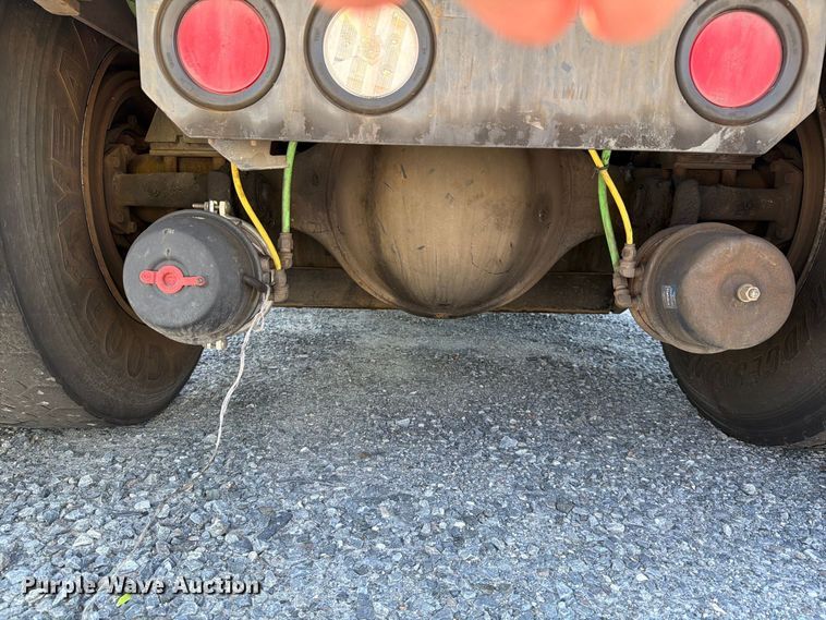 image for item YA5034 2019 Kalmar Ottawa  yard truck