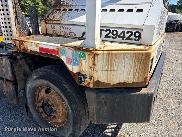 image for item YA5046 2012 Kalmar Ottawa yard truck