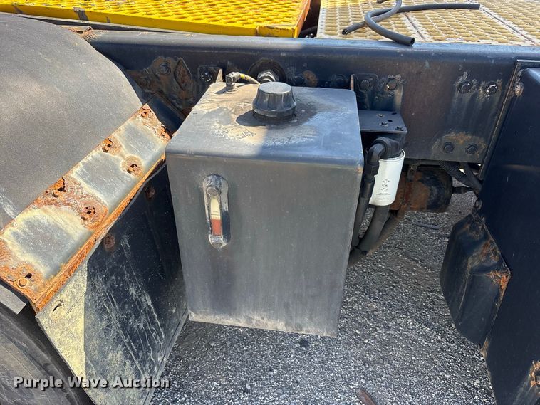 image for item YA5046 2012 Kalmar Ottawa yard truck
