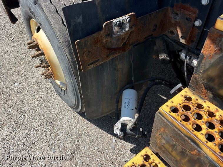 image for item YA5046 2012 Kalmar Ottawa yard truck