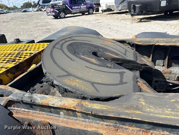 image for item YA5046 2012 Kalmar Ottawa yard truck