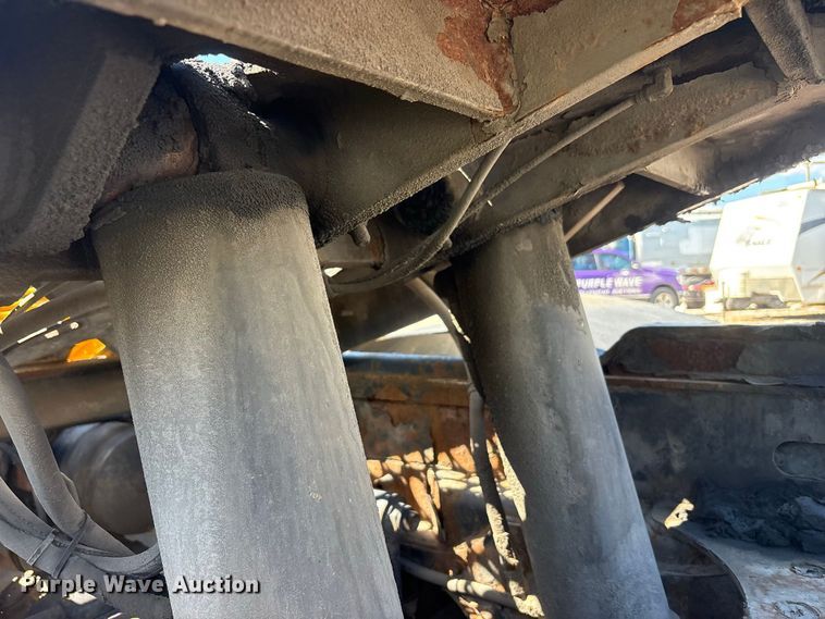 image for item YA5046 2012 Kalmar Ottawa yard truck