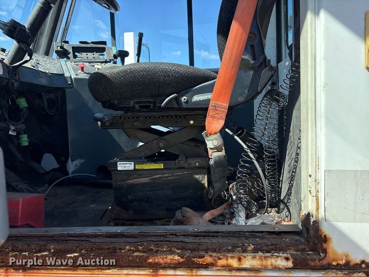 image for item YA5046 2012 Kalmar Ottawa yard truck