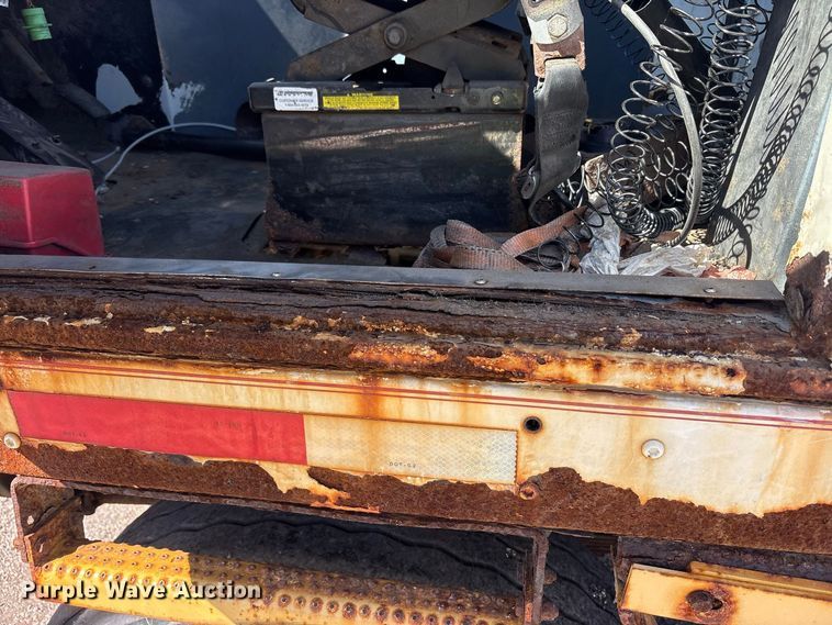 image for item YA5046 2012 Kalmar Ottawa yard truck