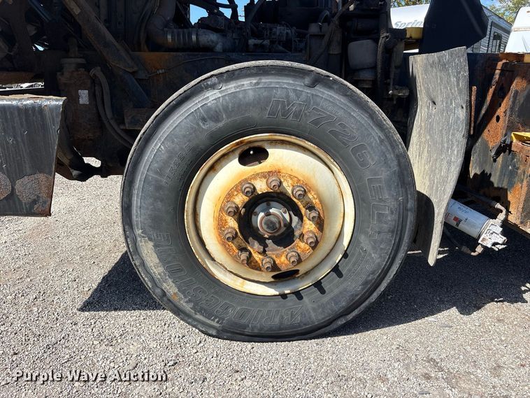 image for item YA5046 2012 Kalmar Ottawa yard truck