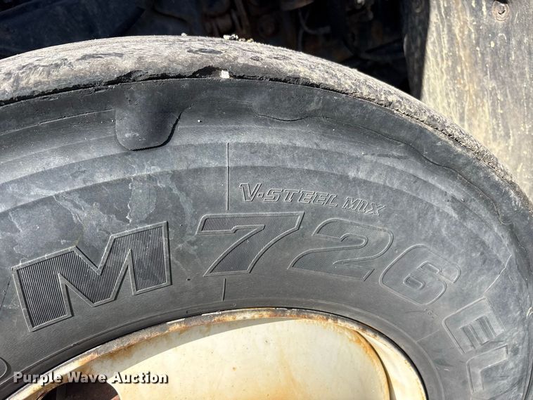 image for item YA5046 2012 Kalmar Ottawa yard truck