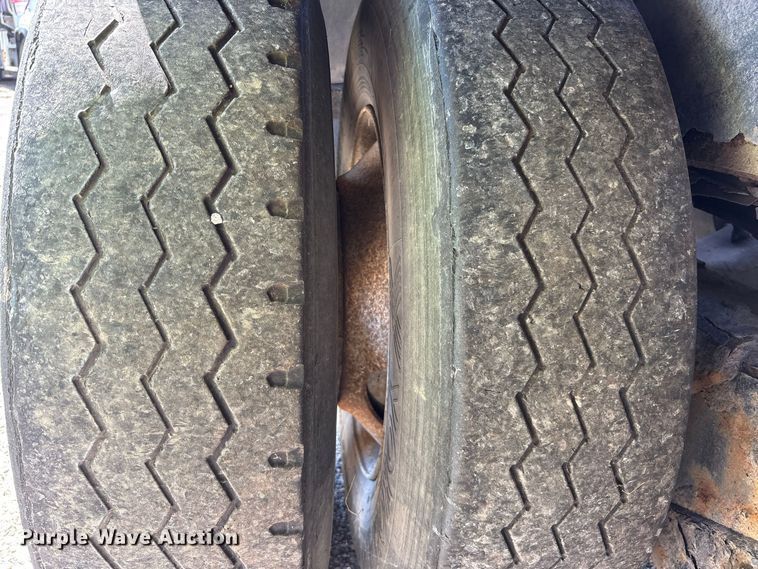 image for item YA5046 2012 Kalmar Ottawa yard truck