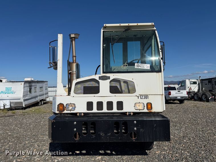 image for item YA5053 2011 Autocar Industries xspotter Terminal Tractor (xspotter) On-highway