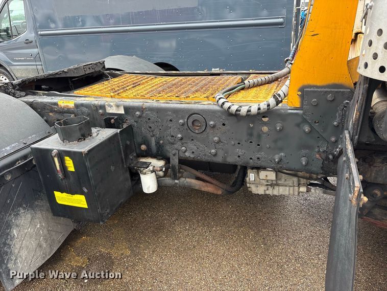 image for item YA5058 2016 Capacity Trucks Sabre5 yard truck