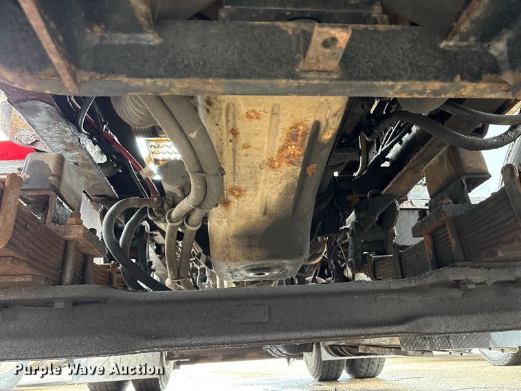 image for item YA5058 2016 Capacity Trucks Sabre5 yard truck