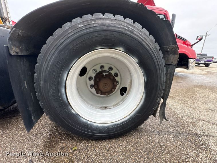 image for item YA5058 2016 Capacity Trucks Sabre5 yard truck