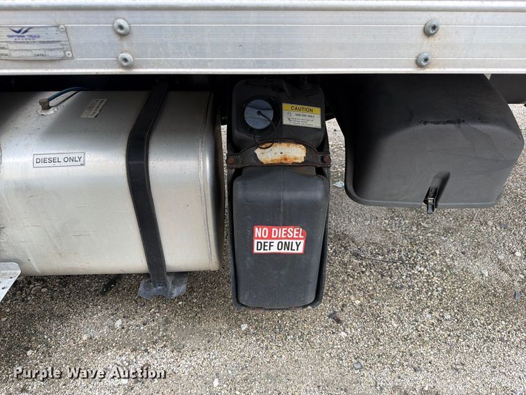 image for item YA5083 2020 Freightliner Business Class M2 box truck