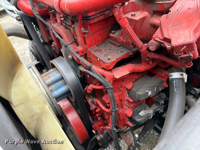 image for item YA5083 2020 Freightliner Business Class M2 box truck