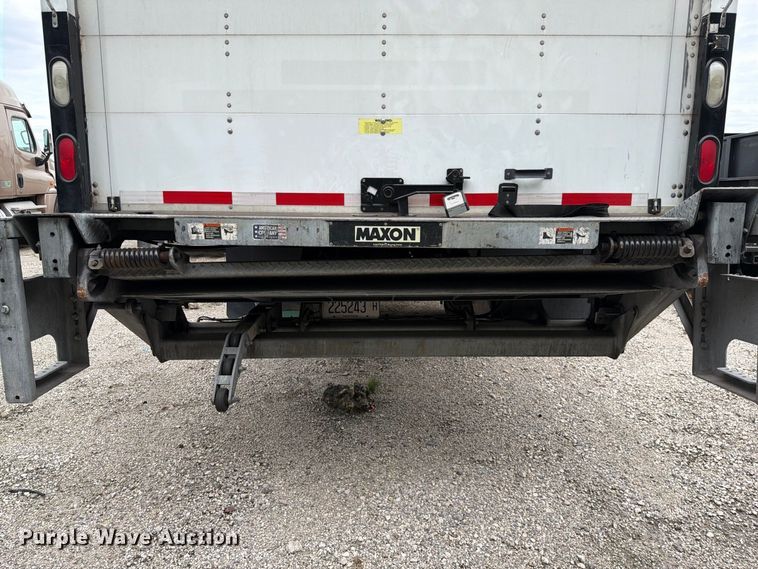 image for item YA5083 2020 Freightliner Business Class M2 box truck
