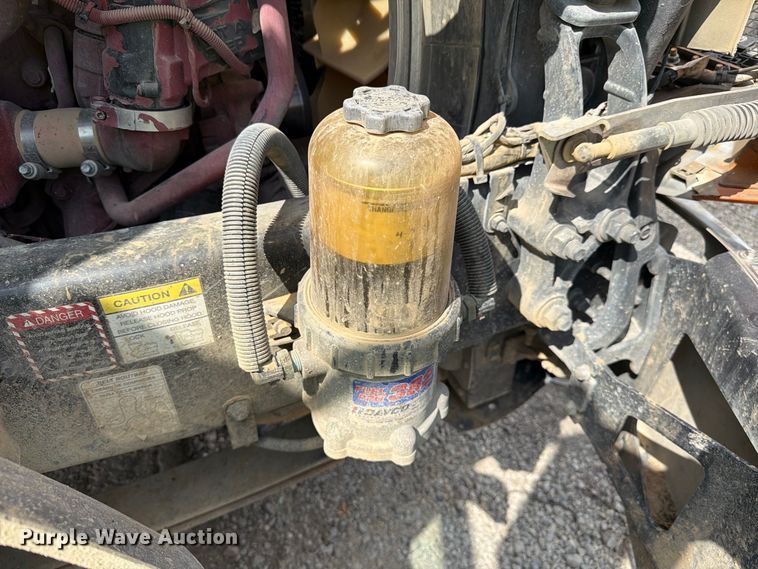 image for item YA5087 2020 Mack Anthem semi truck