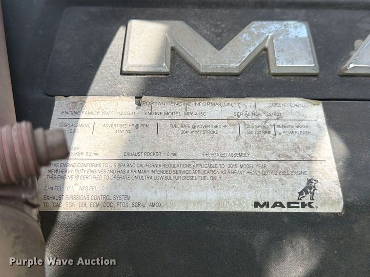 image for item YA5087 2020 Mack Anthem semi truck