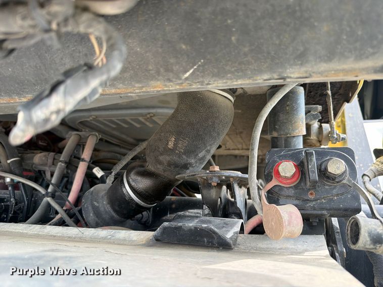 image for item YA5087 2020 Mack Anthem semi truck
