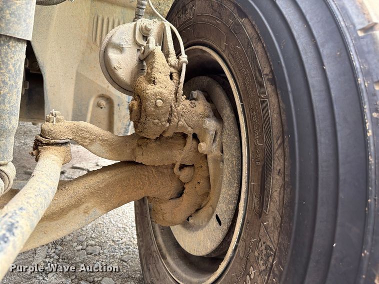 image for item YA5087 2020 Mack Anthem semi truck