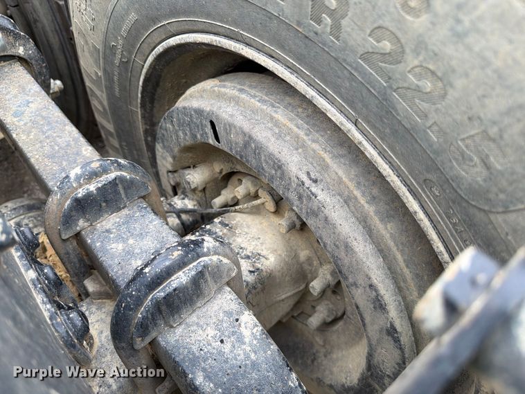 image for item YA5087 2020 Mack Anthem semi truck