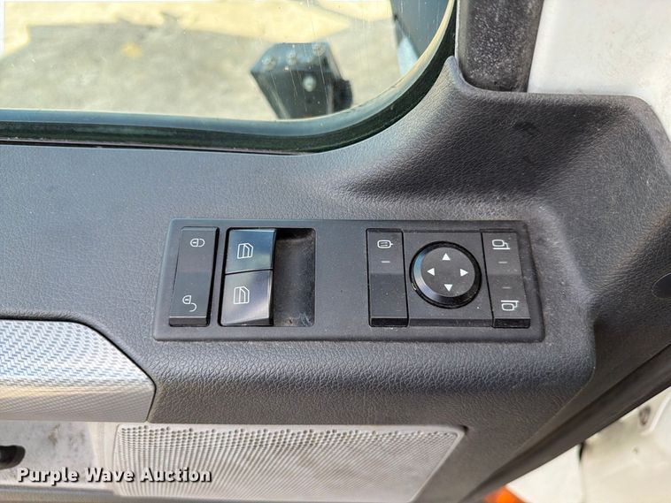 image for item YA5090 2021 Freightliner Cascadia 126 semi truck