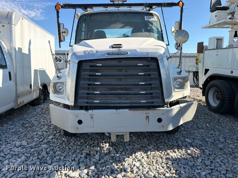 image for item YA5131 2018 Freightliner 114SD toter truck