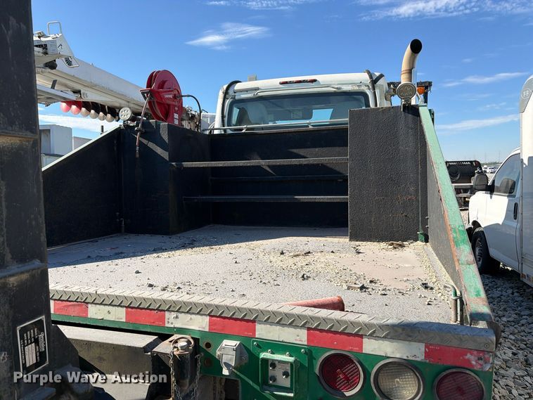 image for item YA5131 2018 Freightliner 114SD toter truck