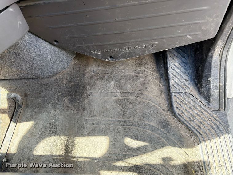 image for item YA5131 2018 Freightliner 114SD toter truck