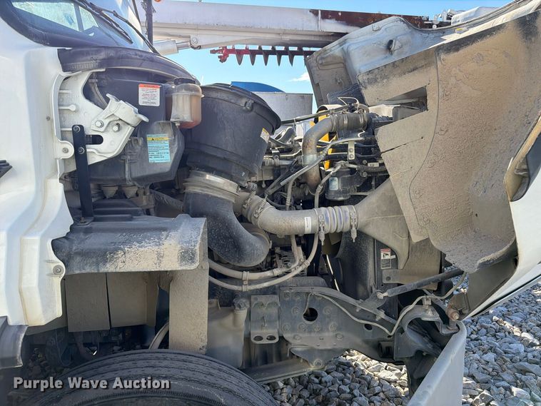image for item YA5131 2018 Freightliner 114SD toter truck