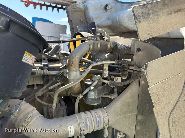 image for item YA5131 2018 Freightliner 114SD toter truck