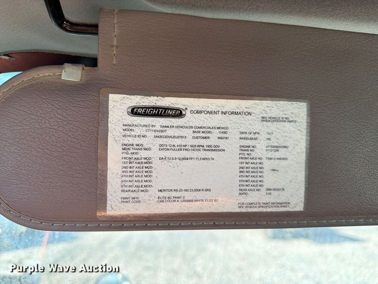 image for item YA5131 2018 Freightliner 114SD toter truck