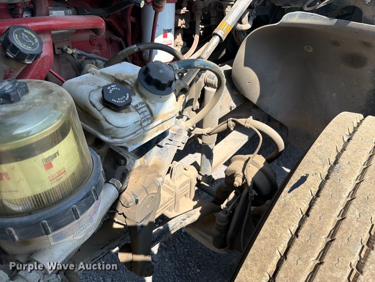 image for item YA5162 2020 Freightliner SD122 semi truck
