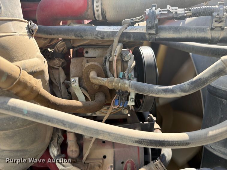 image for item YA5162 2020 Freightliner SD122 semi truck
