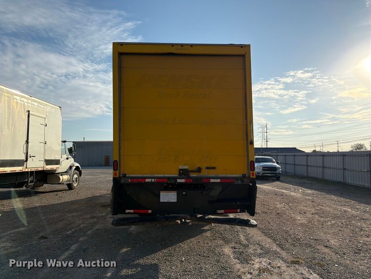 image for item YA5200 2018 International 4300 box truck
