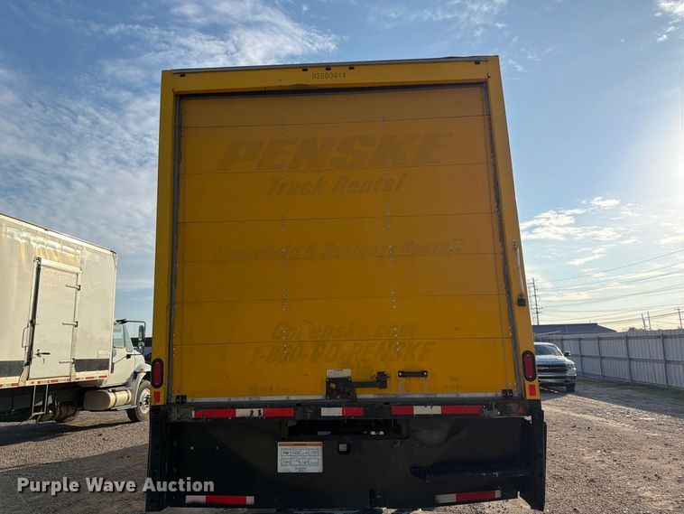 image for item YA5200 2018 International 4300 box truck