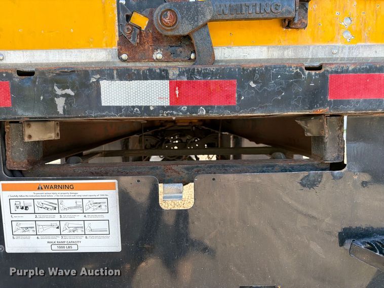 image for item YA5200 2018 International 4300 box truck