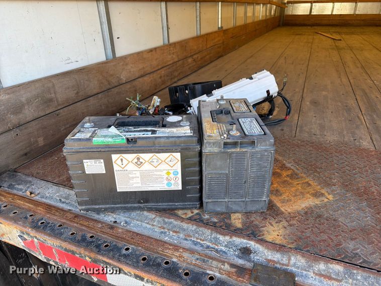 image for item YA5200 2018 International 4300 box truck
