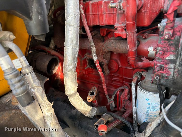 image for item YA5200 2018 International 4300 box truck