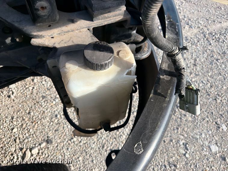 image for item YA5200 2018 International 4300 box truck