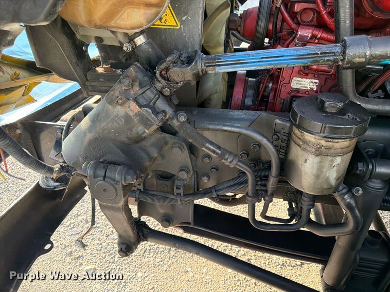 image for item YA5200 2018 International 4300 box truck