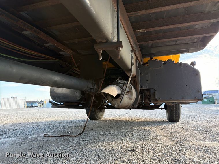 image for item YA5200 2018 International 4300 box truck