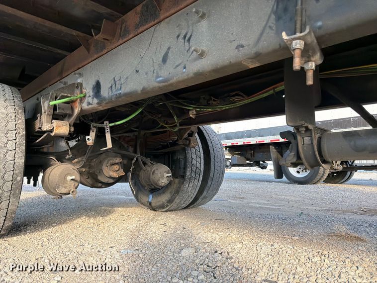 image for item YA5200 2018 International 4300 box truck