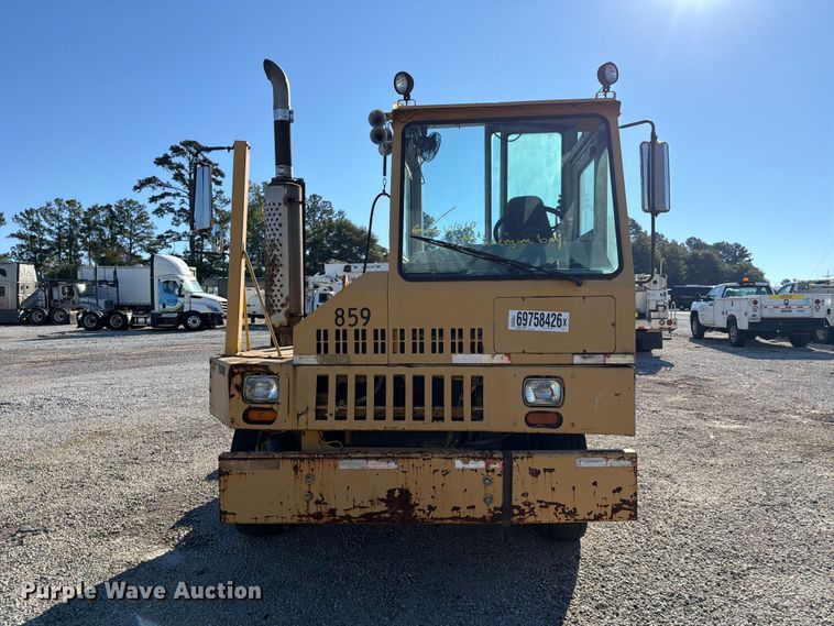 image for item YA5212 2016 Kalmar Yard Tugger yard truck