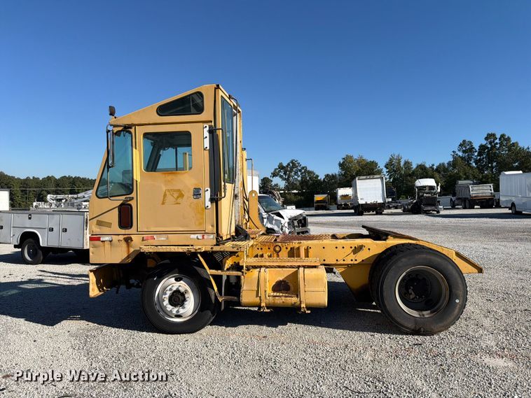 image for item YA5212 2016 Kalmar Yard Tugger yard truck