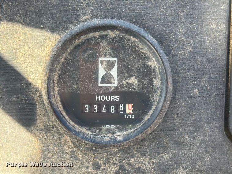 image for item YA5212 2016 Kalmar Yard Tugger yard truck